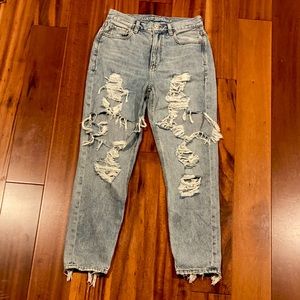 American Eagle ripped mom jeans